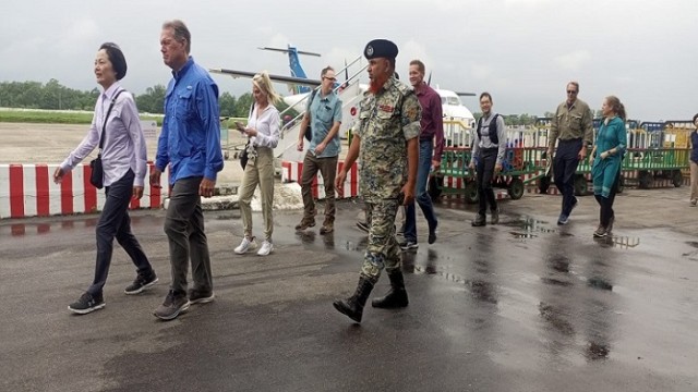 রোহিঙ্গা ক্যাম্প পরিদর্শন করলেন কংগ্রেস প্রতিনিধিদল